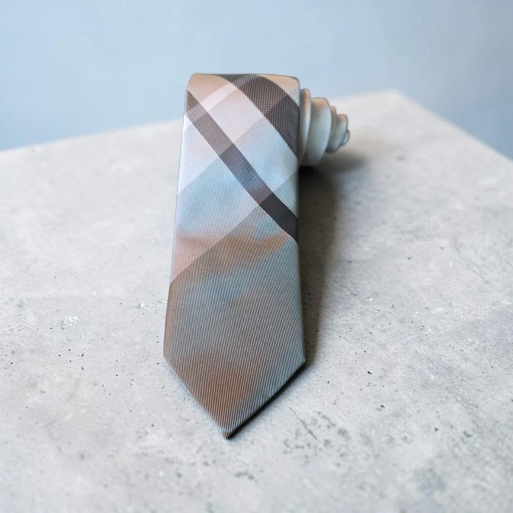 Geoffrey Beene slim greyscale check tie necktie